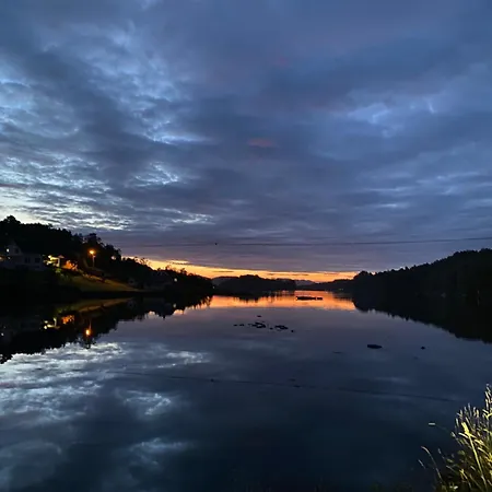 Haraldseidvågen Gjestgjevarstad Feriehus *