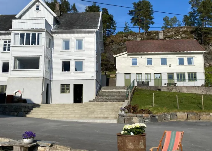 Haraldseidvagen Gjestgjevarstad בית נופש Skjold (Rogaland)