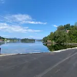 Haraldseidvagen Gjestgjevarstad * Skjold (Rogaland)