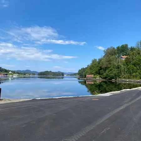 Haraldseidvagen Gjestgjevarstad * Skjold (Rogaland)